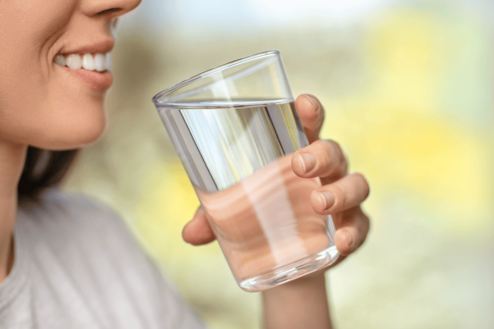 Should You Be Drinking Alkaline Water? What It Does to Your Body - Genzon Water