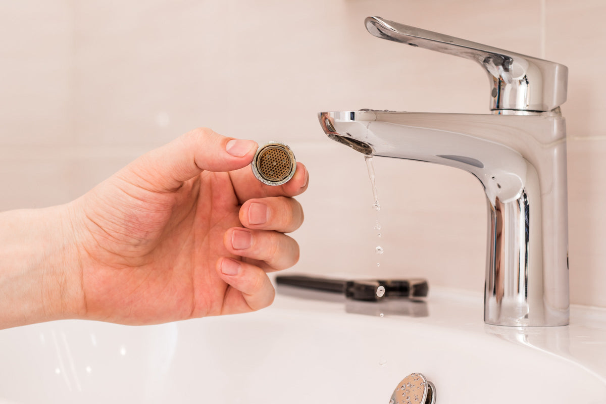 A Complete Guide to Understanding Water Hardness - Genzon Water